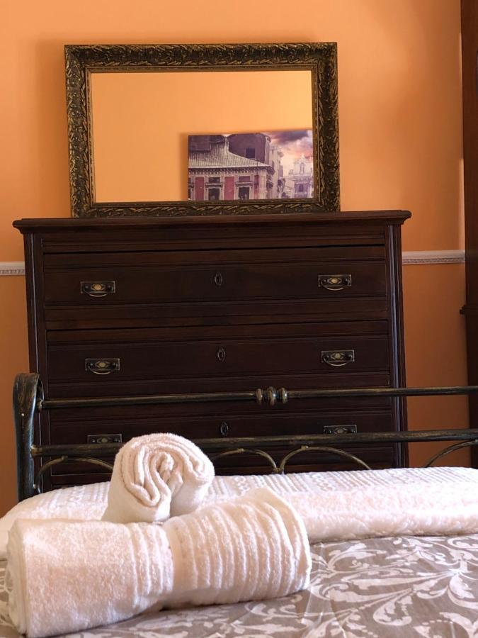 La Maison Blanche Катания Екстериор снимка